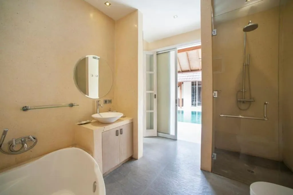 Serenity Villa 4 Bedrooms Big Pool סמיניאק אינדונזיה